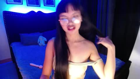 dee online show from October 8, 1:50 pm