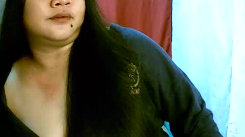 pinayjona online show from October 7, 12:01 pm