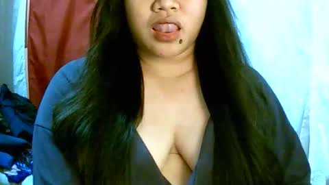 pinayjona online show from November 1, 12:15 pm