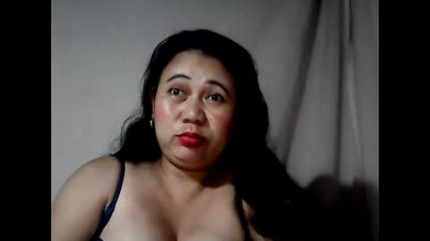 Snapshot of pinaymama12345 chatting on January 25, 12:37 pm pinaymama12345 online show from January 25, 12:37 pm