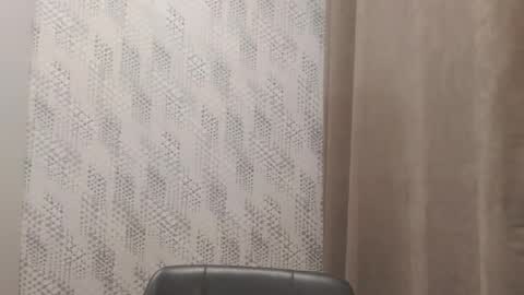       online show from March 4, 5:13 pm