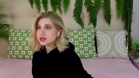 Adele online show from October 9, 9:48 am