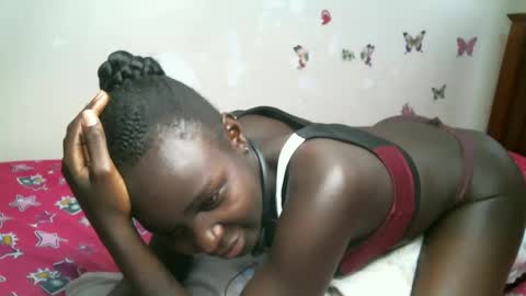 pinky online show from December 20, 11:06 am