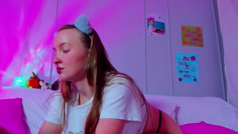 Mila online show from February 16, 6:22 am