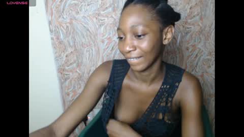 pinknjuicyx online show from December 21, 5:18 pm
