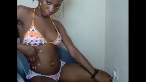pinknjuicyx online show from December 6, 1:27 pm