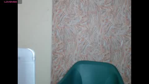 pinknjuicyx online show from December 21, 10:06 am