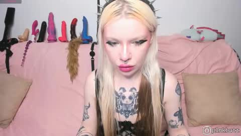 Helen Goat online show from May 26, 2:06 am