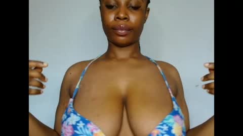 pinkxsugar online show from May 26, 3:40 pm