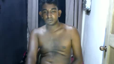 rayvienn online show from April 8, 4:32 pm