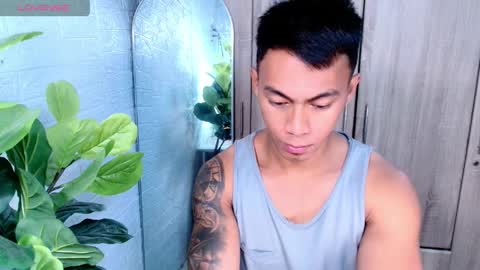 ethan online show from April 3, 11:44 pm