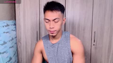 ethan online show from February 25, 8:21 pm