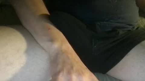pisellonelargo online show from May 27, 12:06 am