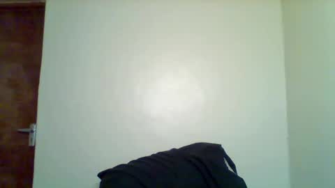 Majesty online show from December 17, 10:00 am