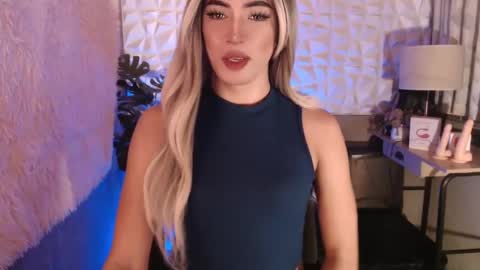 pixydominatrixx online show from December 20, 8:38 am