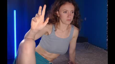 Snapshot of play_me_softly chatting on February 2, 8:24 am play_me_softly online show from February 2, 8:24 am