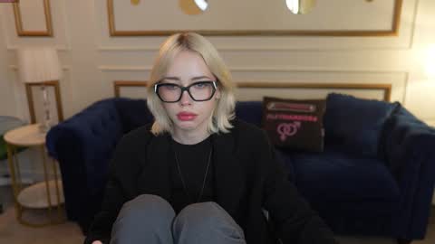 Lana online show from November 21, 3:32 pm