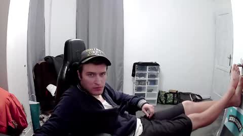 plkrisztian online show from May 18, 11:11 pm