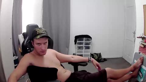 plkrisztian online show from September 29, 6:51 pm