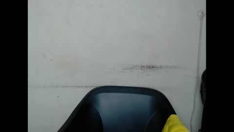 Snapshot of plumnjuicyx chatting on February 25, 6:14 am plumnjuicyx online show from February 25, 6:14 am