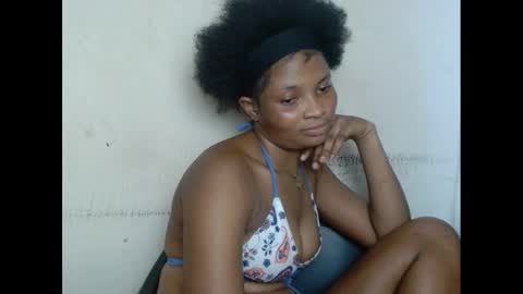 Snapshot of plumnjuicyx chatting on February 17, 4:28 pm plumnjuicyx online show from February 17, 4:28 pm
