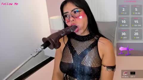 pocahontas_lantina online show from November 12, 4:37 am