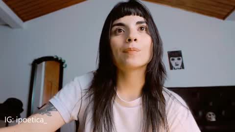 IG ipoetica  online show from December 18, 4:20 am