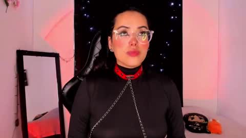 Willow                      Hours 12pm to 630pm Colombian time FRIDAY AND SUNDAY FREE DAYS online show from February 5, 5:53 pm