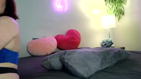 Snapshot of poisonedpeach chatting on March 11, 11:47 pm Jenna online show from March 11, 11:47 pm