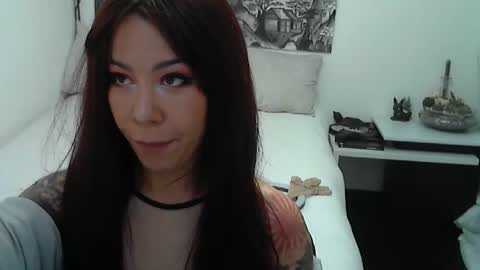 polina_p online show from April 16, 9:53 am