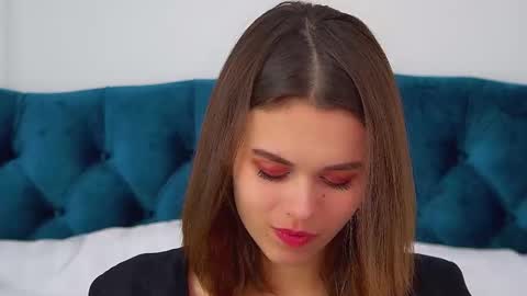 Polly online show from November 7, 7:11 am