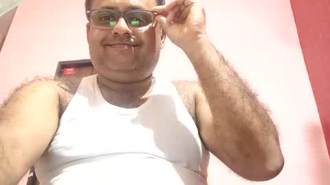 Snapshot of pomyda chatting on January 12, 6:05 pm pomyda online show from January 12, 6:05 pm
