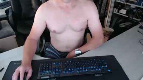 Snapshot of poodledude chatting on September 15, 7:21 am Dave online show from September 15, 7:21 am
