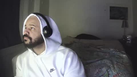 popfizzt online show from November 9, 5:22 am