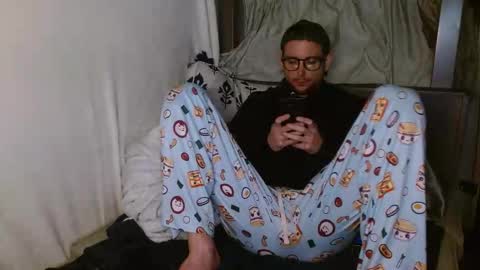 Kyle online show from March 11, 5:02 am