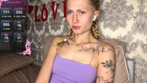  HERES SILVIA AND OlIVIA  WELCOME EVERYONE LOVENSE DOMI REACT TO YOUR TIPS LETS MAKE A GREAT SHOW TOGETHER  online show from October 19, 4:22 pm