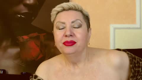 LADY POSH online show from January 24, 10:30 pm
