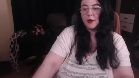 PoshMistres    online show from July 7, 11:20 pm