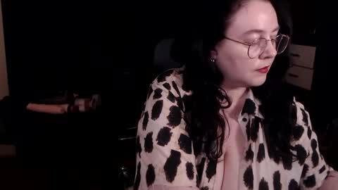 PoshMistres    online show from July 26, 6:49 pm