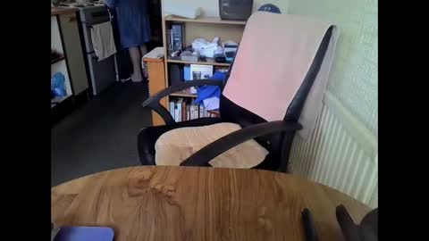 poshman65 online show from April 25, 8:38 am