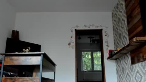 positivevibess online show from October 3, 12:24 pm