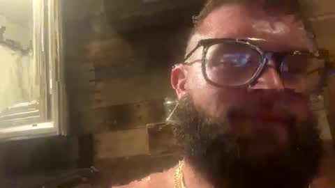 poundsquad305 online show from February 5, 4:48 am