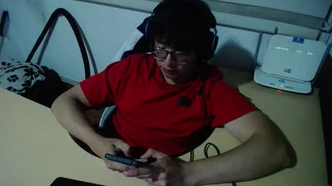 powerfulzeus2 online show from October 3, 2:53 am