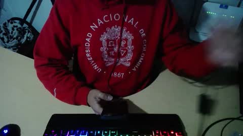 powerfulzeus2 online show from September 30, 2:11 am