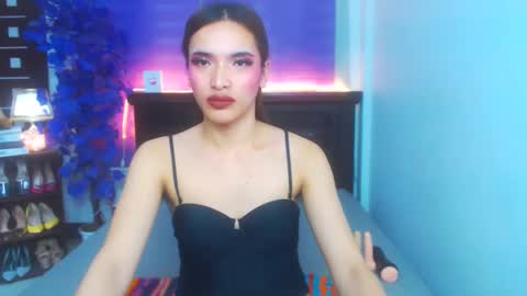 preciosa_banks69 online show from March 11, 4:07 pm