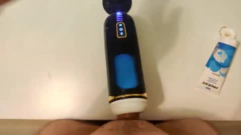 precummilker online show from November 28, 2:13 pm