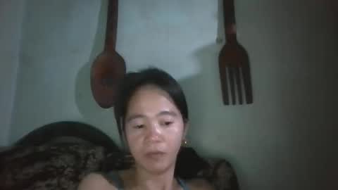 Dinah online show from October 27, 8:42 pm