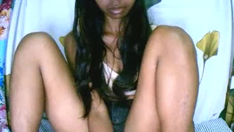 prettiethalia online show from December 14, 8:15 pm