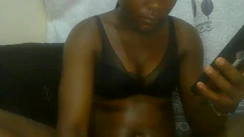 abella online show from November 5, 8:16 am