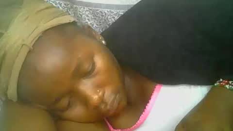 abella online show from October 22, 10:07 am